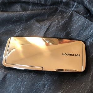 Hourglass Makeup - Hourglass Lighting Blush Palette Hourglass Makeup - Hourglass Lighting Blush Palette